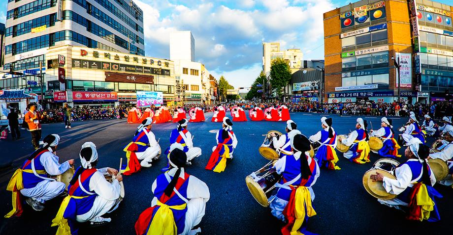 퍼레이드 광장 | 가작 이미지