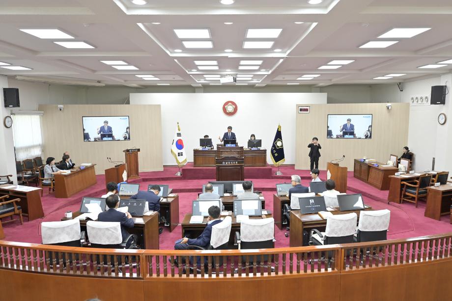 2025년 8월 27일 제260회 공주시의회 임시회 제3차 본회의 이미지